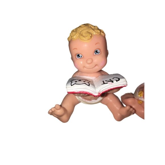 1990’s Galoob Magic Diaper Babies 2” Book, Spoon & Pan, Blowing Kisses Rubber - Picture 2 of 5